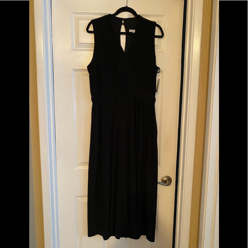 Sandra Darren black crop pants jumpsuit.
